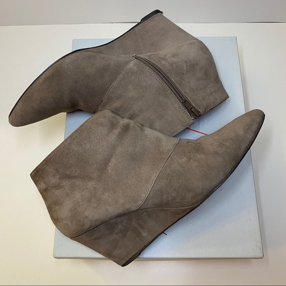 🛑SOLD🛑 SOCIETY ANKLE BOOTIES SUEDE SEXY  SIZE 9